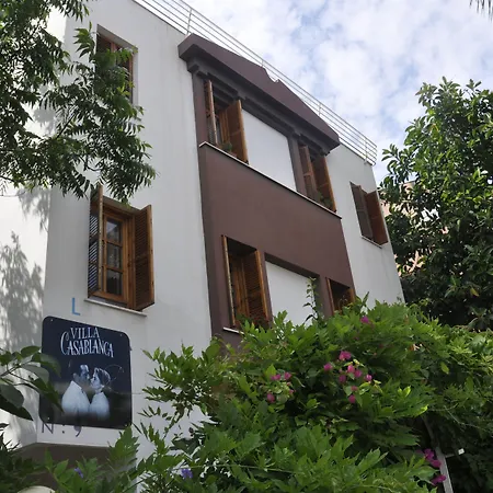 Casablanca Aparthotel 3*