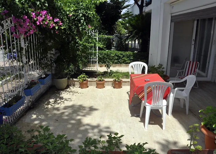 Casablanca Aparthotel Bahtili