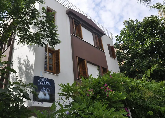 Casablanca Aparthotel 3*